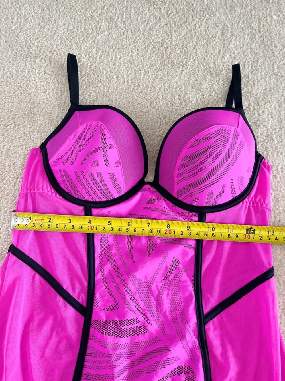 La Senza Hot Pink & Black Mesh Bustier Corset with Garters and Removable Padding - Picture 2 of 11